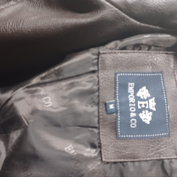 Women's soft leather jacket. - Picture 8 of 10